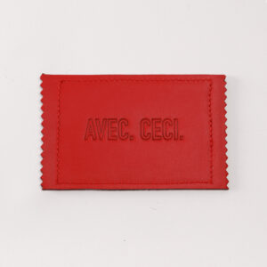 LE PORTE-CARTES ROUGE